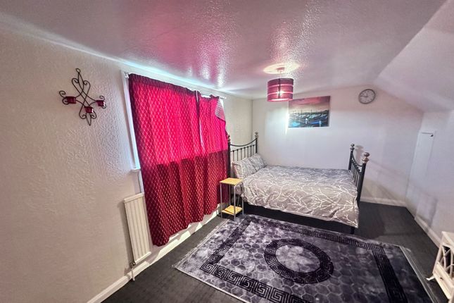 Y Foelas, Station Road, Llanrug, Caernarfon Ll55 4Be