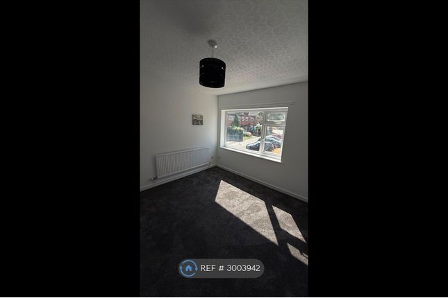 Bankside Court, Alsager, Stoke-On-Trent photo 3