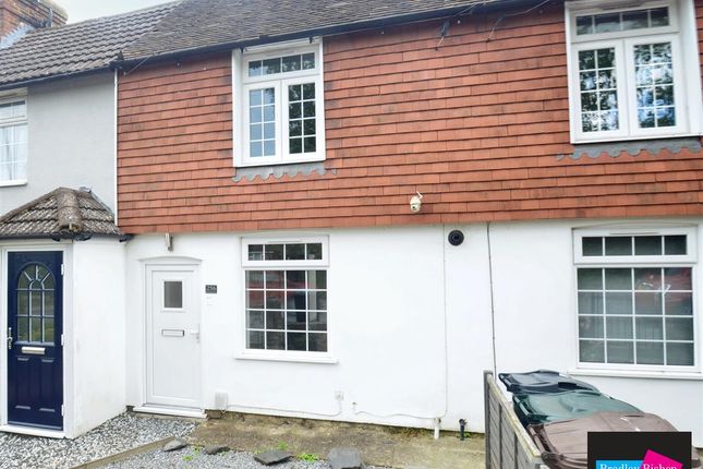 Thumbnail Cottage for sale in Kingsnorth Road, Ashford, Kent