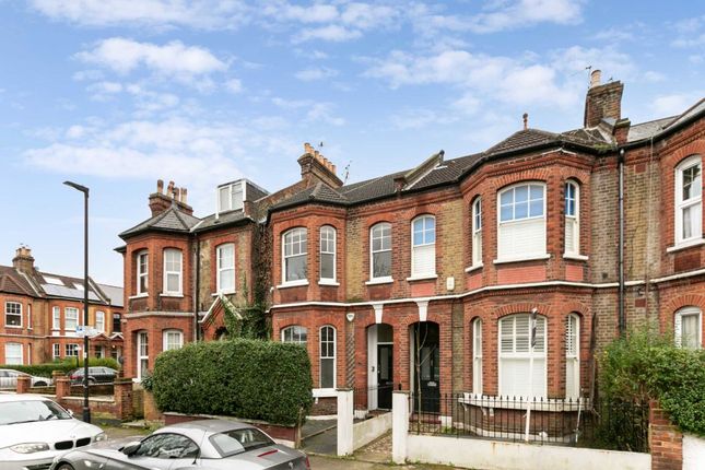 Flat for sale in Thorncliffe Road, London