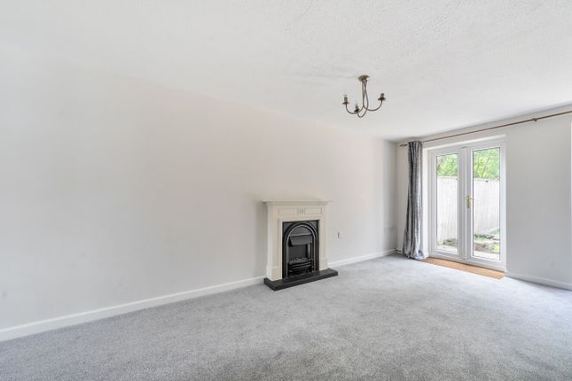 40, Osprey Close, Swindon photo 2