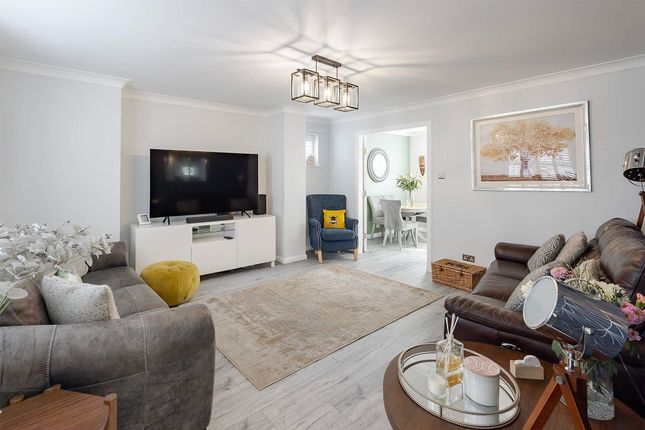 28 Farmstead Way, Bo'ness photo 2
