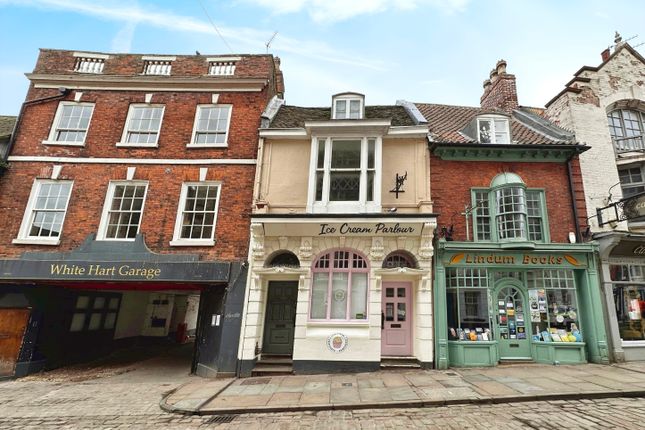 Town house to rent in Bailgate, Lincoln