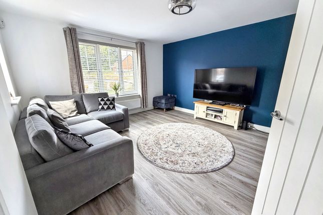 13, Argus Gardens, Ryton photo 4