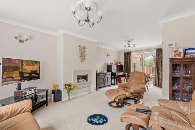 14, Chideock Hill, Coventry photo 3