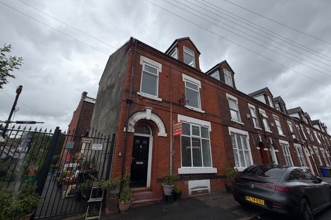 1, Cliff Avenue, Salford photo 2
