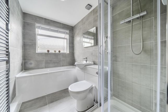 42, Farm Road, Oxfordshire photo 4