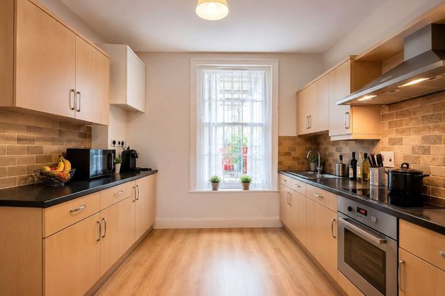 Flat 2, 9, Portland Street, Southampton photo 3