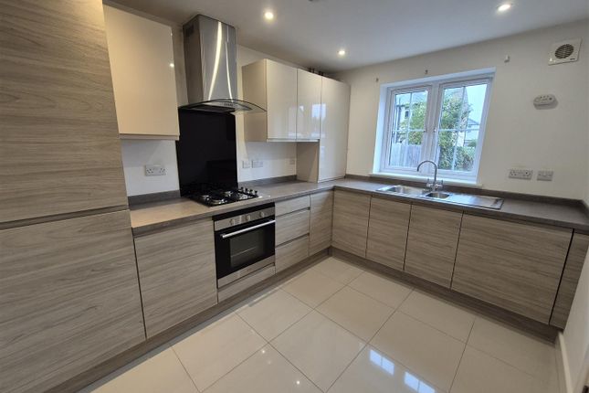 Gold Hill Court, Leicester photo 3
