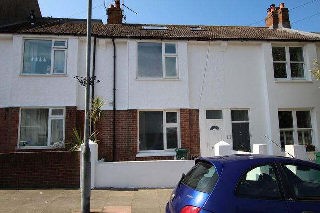 Thumbnail Terraced house to rent in Bennett Road, Brighton