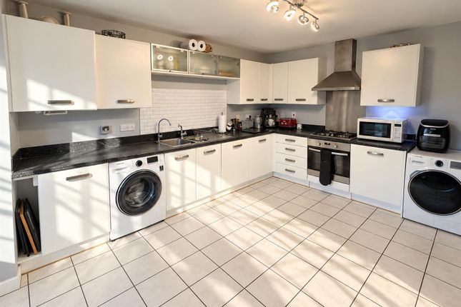 37, Windermere Drive, Corby photo 3