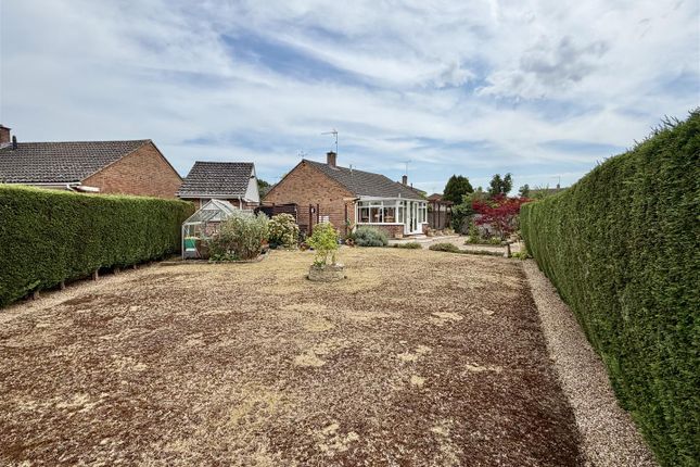 6, Holly Close, Poole photo 2