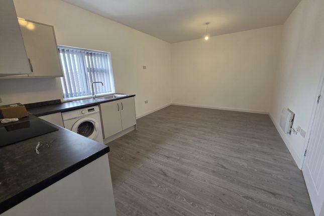 175C Dudley Port, Tipton photo 5