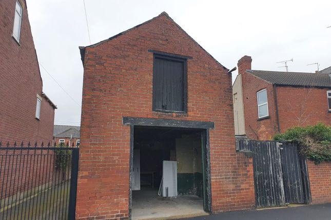Commercial property to let in Garage, Morley Road, Doncaster
