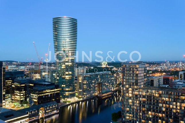 Flat for sale in Pan Peninsula, West Tower, London