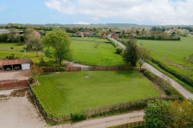 The Furrows, Mill Lane, Newark photo 4
