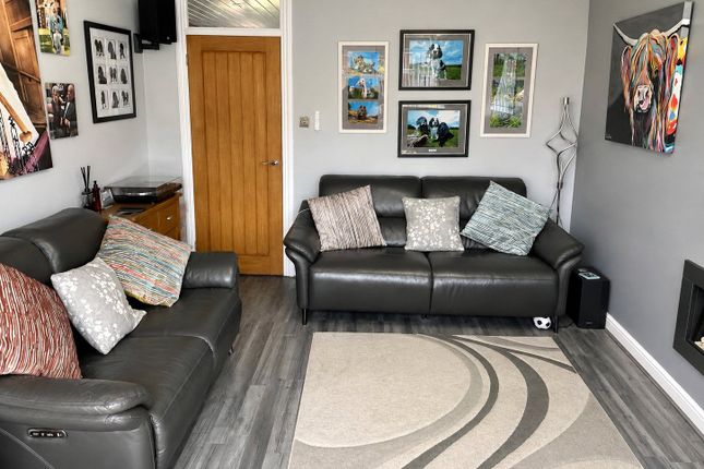 22, Rivermead Park, West Midlands photo 2