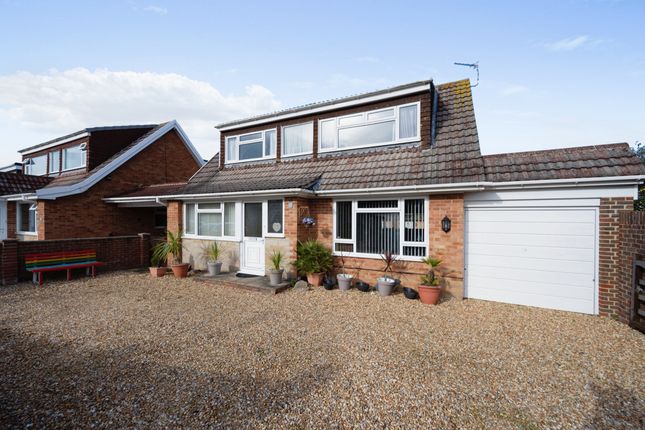 Thumbnail Bungalow for sale in Lulworth Close, Hayling Island, Hampshire