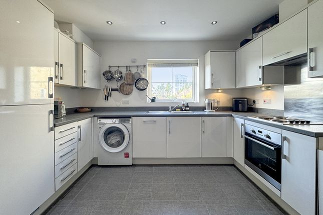 Flat Flat 1, Gresley Court, Overton Road, Worthing photo 3