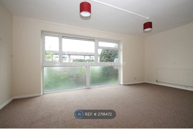 St Peters Close, Newbury Park Aldborough Hatch, Ilford photo 5