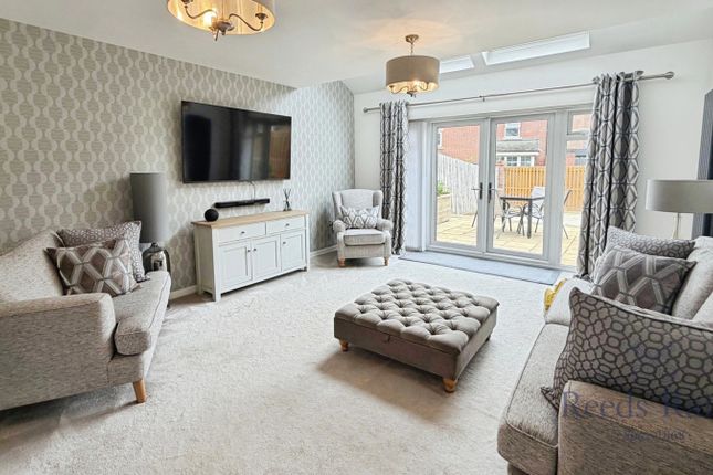9, Whitworth Park Drive, Tyne and Wear photo 2