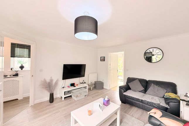 33 Heol Llwynffynon, Bridgend photo 4