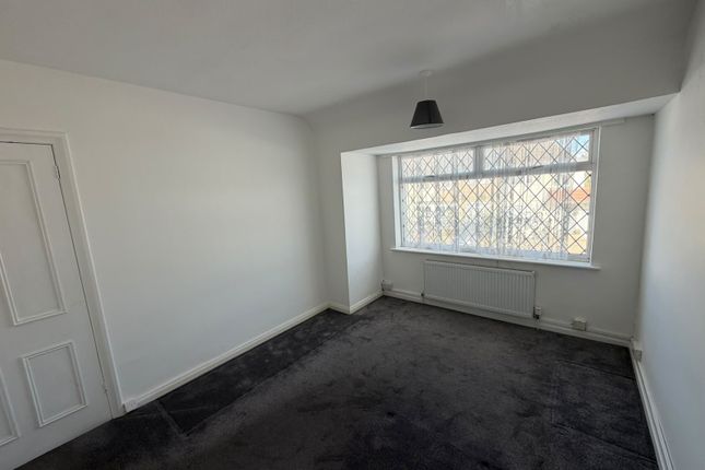 86, Orchard Road, Dagenham photo 3