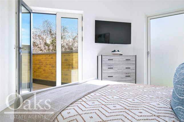 3-bed house on 10 Racecourse Mews,, Birchanger Road, London, £600,000