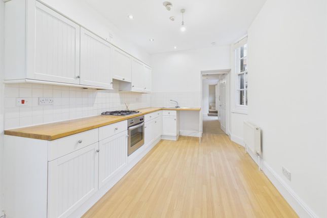 Flat 3, 118, High Street, Ilfracombe photo 2