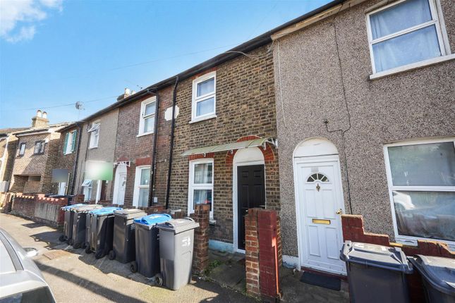 Thumbnail Cottage to rent in Holmesdale Road, Croydon