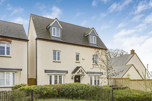Thumbnail Detached house for sale in Ripon Close, Bicester