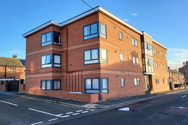 Flat 2 Aviary Gate, 119 Castle View, Sunderland, Sunderland photo 2
