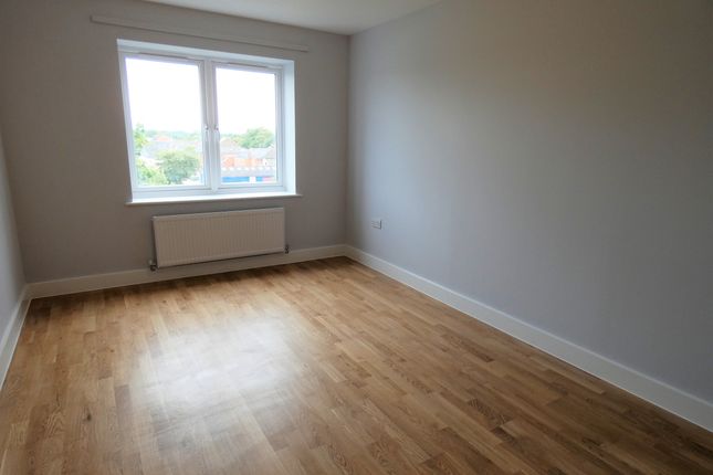 20, Thameswey House, 12 Camp Road photo 3