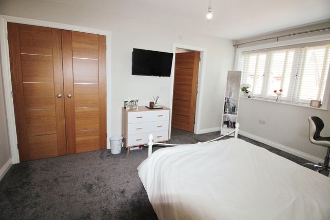 Bedroom 2.Jpg