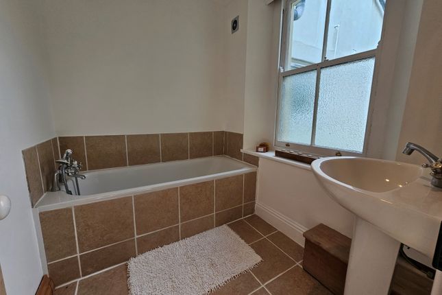 8, Southpark Road, Par photo 3
