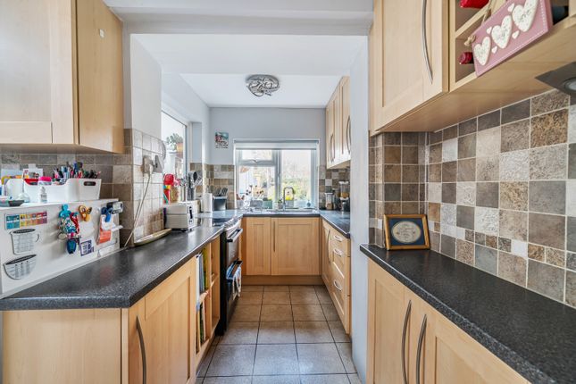 17, Laughton Road, Northolt photo 3