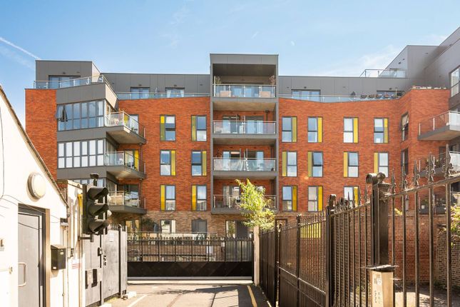 Waleorde Road, Elephant and Castle photo 4