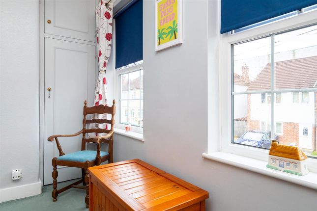 Terraced house for sale in Vale Road, Sutton