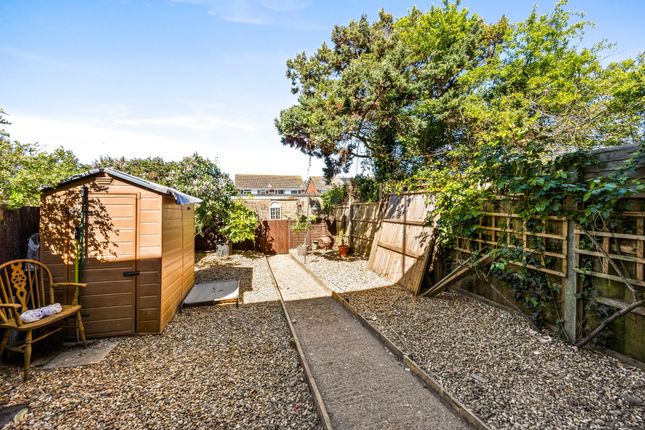 5 Newland Road, Steyning photo 4