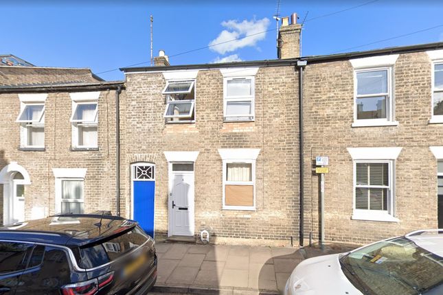 Thumbnail Terraced house to rent in Auckland Road, Cambridge