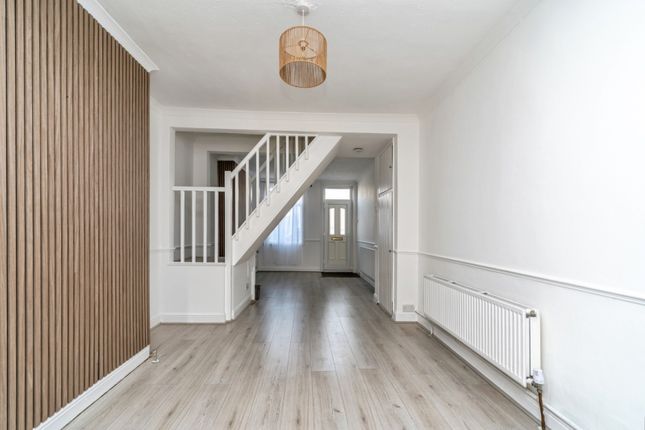 7, Farrer Street, Bedford photo 4