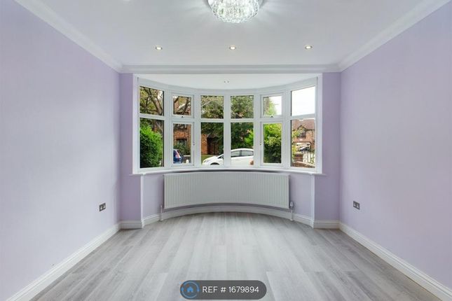Eastcote Avenue, Harrow photo 2