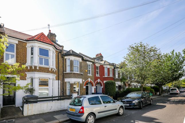Flat for sale in Petersfield Road, Acton