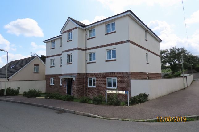 Flat to rent in Buckland Close, Bideford