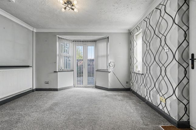 14, Campion Close, Gillingham photo 2