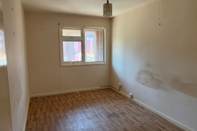 19 Andover Close, Epsom photo 3