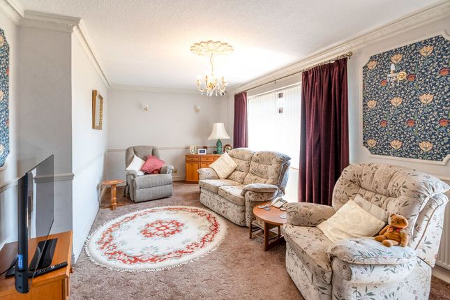 12, North Moor Drive, Doncaster photo 4