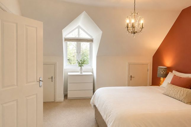 Settle SO, 18, Old Orchard View, Bedfordshire photo 4