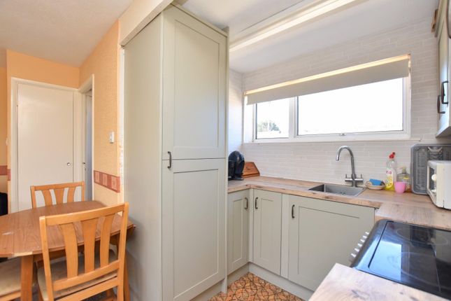 Chalet 148, Romney Sands Holiday Village, The Parade, Greatstone photo 4