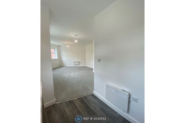 Flat, Siding Court Guest St, Widnes photo 3